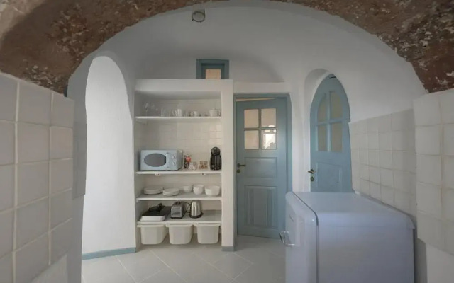 Nano Oia Villas