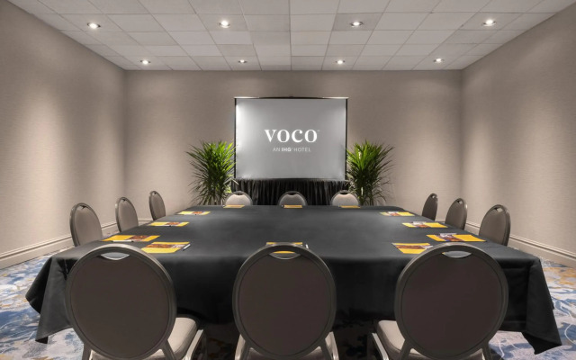 voco Chicago Downtown - Riverwalk by IHG