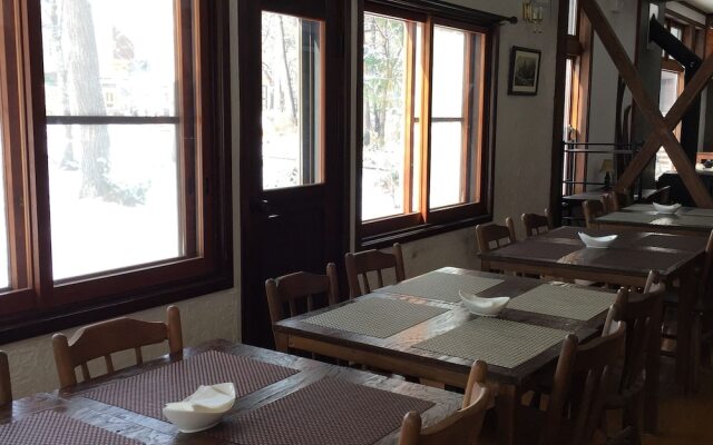 Deep & Steep Lodge Hakuba