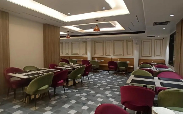 Regenta Place Raaj Agra