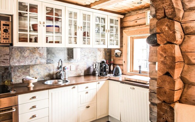 Nice Home in Østby With Wifi and 4 Bedrooms