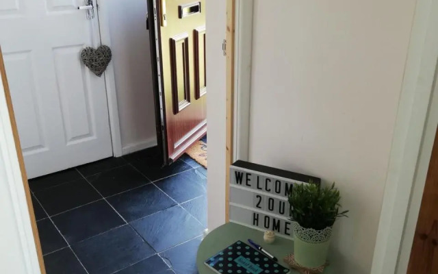 Little Cosy Cwtsh