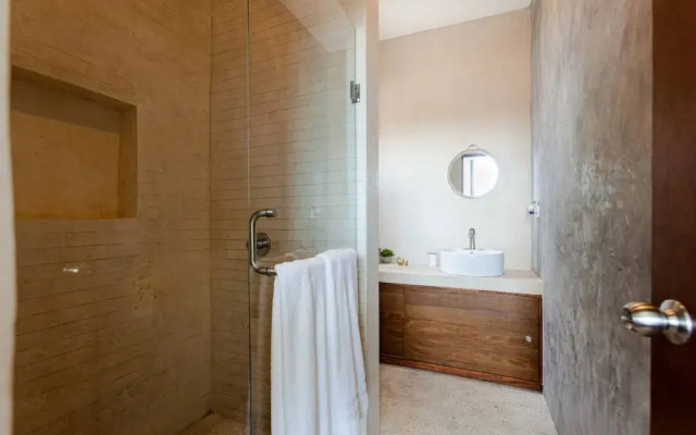 Magical Ph In Town Wprivate Rooftop Glass Tub