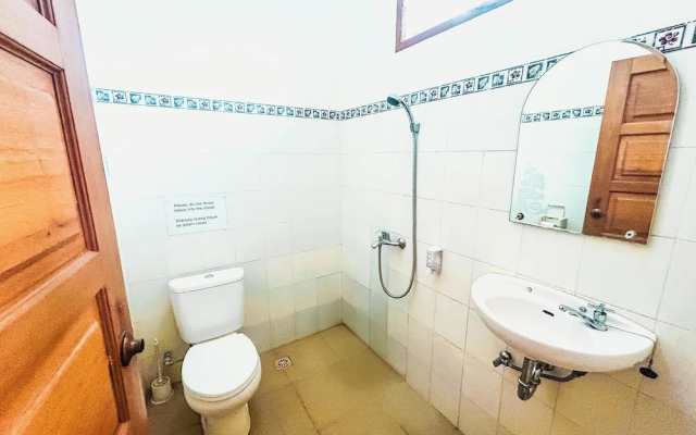 Lembah Rinjani Villa & Resto Syariah by ecommerceloka