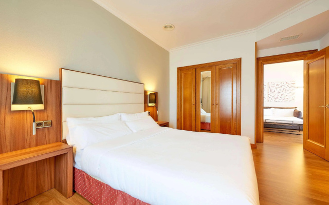 Hotel Vigo Los Galeones Affiliated by Meliá