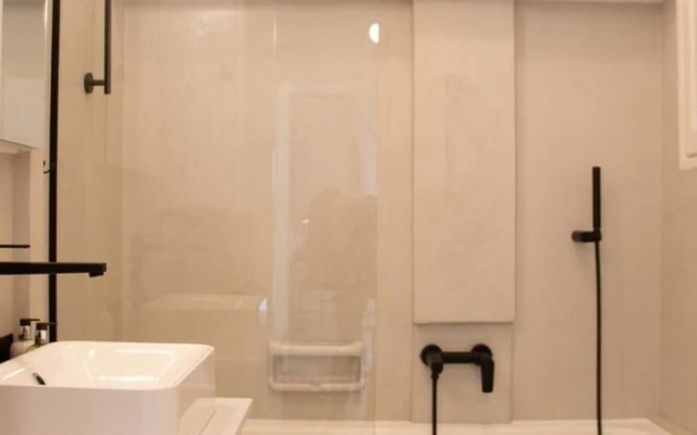 Meliti Apartment in Plaka