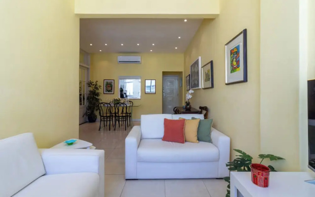 Conforto a 4min da Praia do Leblon-AP801