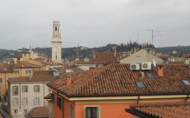 Vitti's Home Verona 3