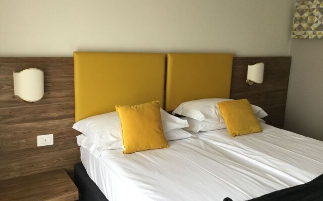 B City Hotel