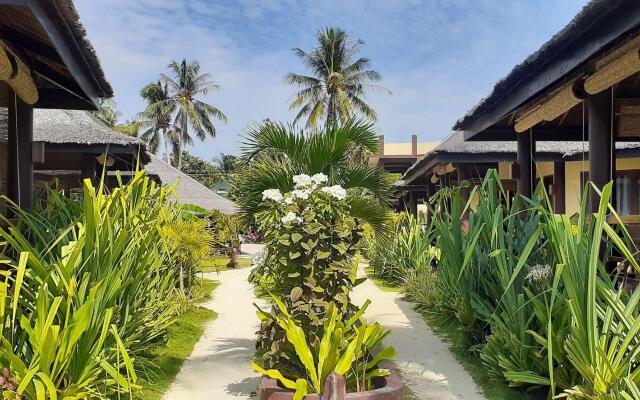 Jonas & Twins Resort