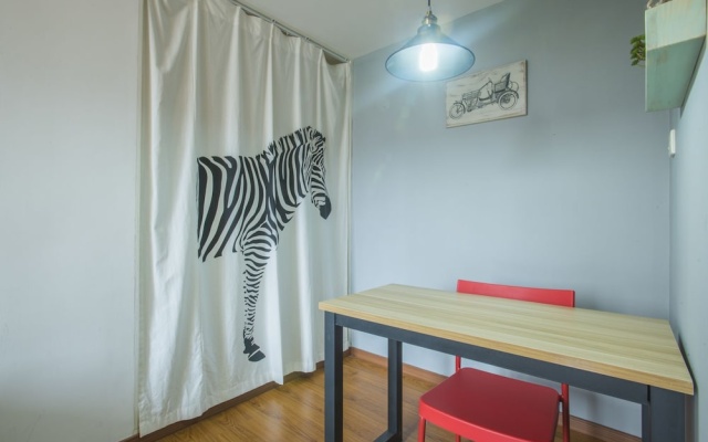 GoNative Downtown Apartment Yu Garden – Guest Rooms – Shanghai