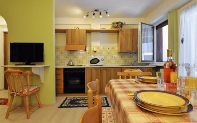 Villa Des Alpes Canazei 19614