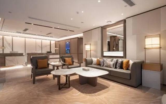 World Hotel (Jinan CBD Longhu Tianjie)