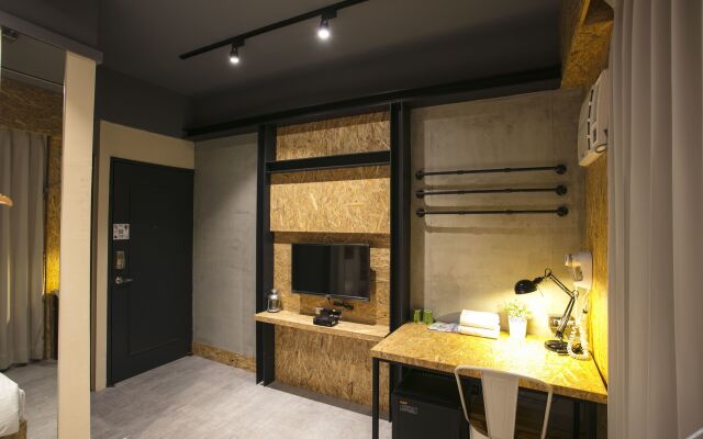 Taichung LOFT Hostel FengJia