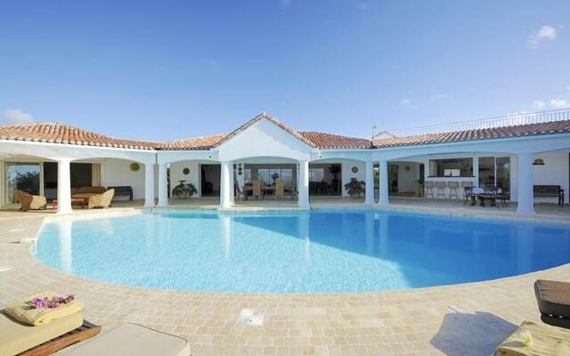 Villa With 4 Bedrooms in Saint Martin, With Wonderful sea View, Privat