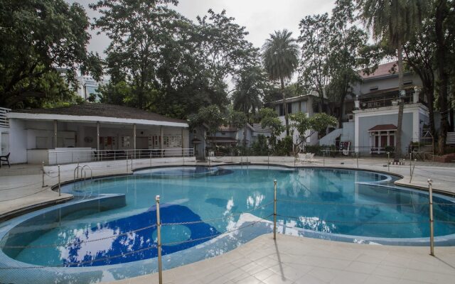 OYO 1410 Country Club Begumpet