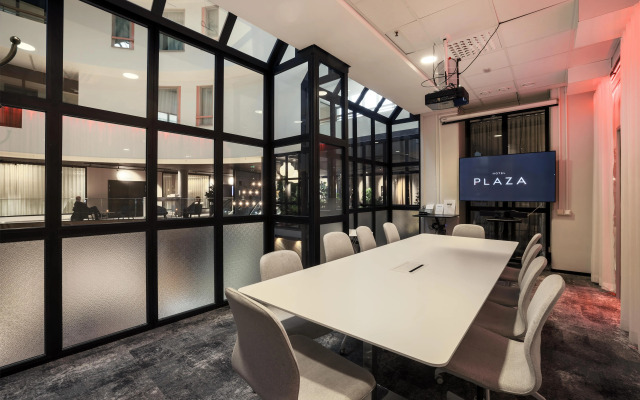 Best Western Plus Hotel Plaza