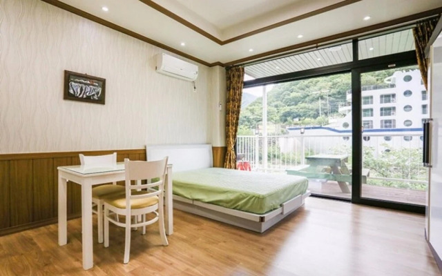 Yangsan Doyeon Valley Pension