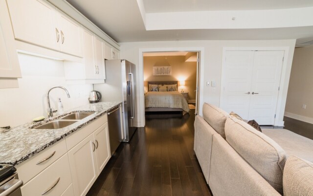 Simply Comfort. King's Wharf Apartments