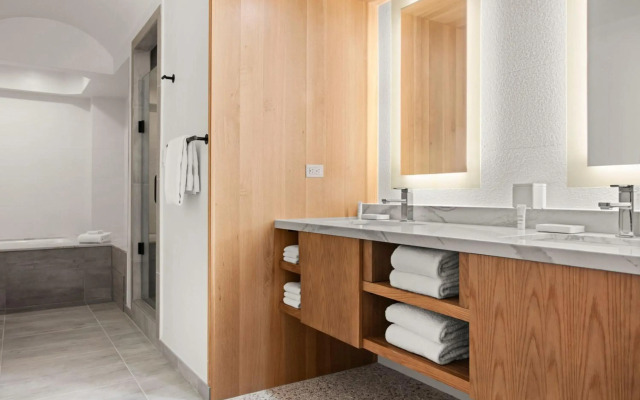 Marriott Marina del Rey
