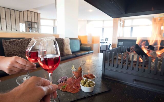 Leonardo Hotel IJmuiden Seaport Beach