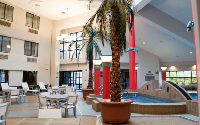 Country Inn & Suites by Radisson Erie