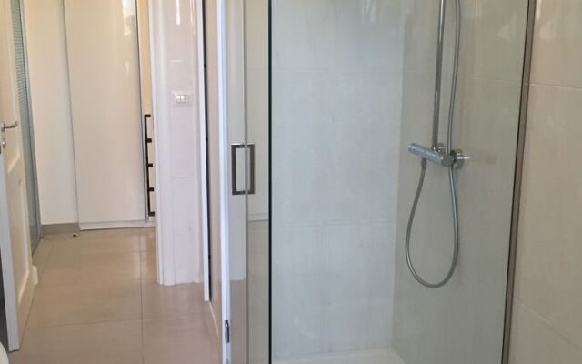 Casa River by Starhost