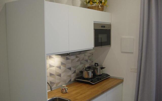 kissunderthemoonapartments