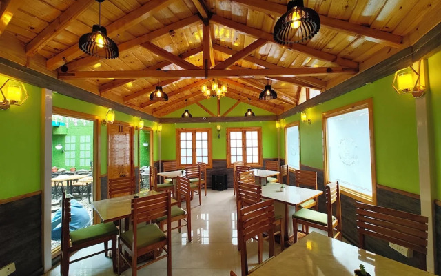Hotel Hanuman Palace Ayodhya