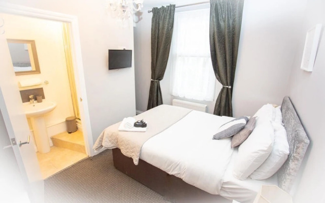 The Ibrox Lodge