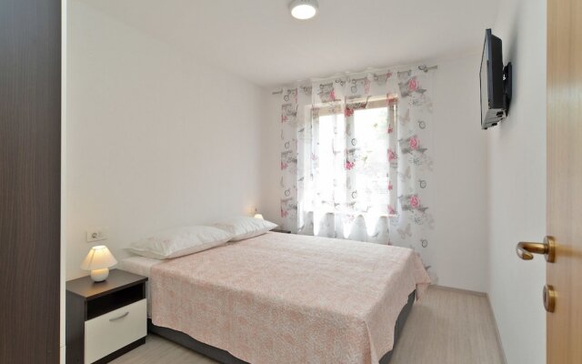 Apartment 1659