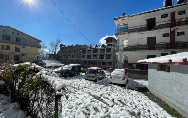 Hotel Snow Bird