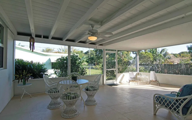 Mango House Immaculate 3 BDR in Boynton Beach!