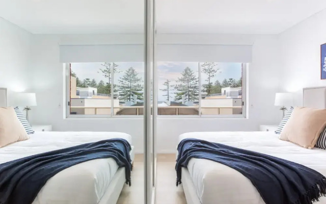 Madecomfy Trendy Apartment on Dee Why Beach