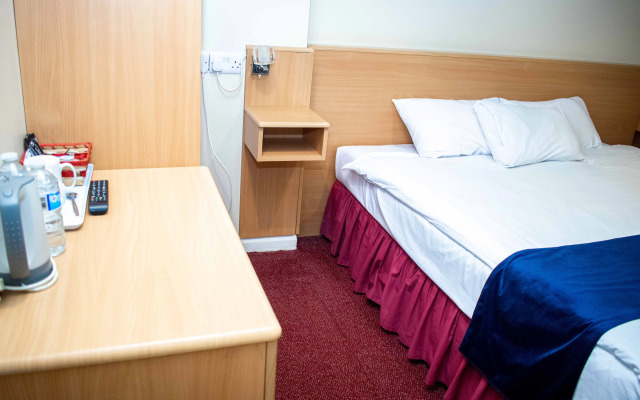 Royal Square Hotel - BHX & NEC