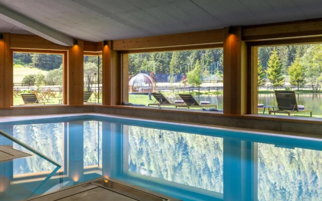 Charmant Petit Hotel