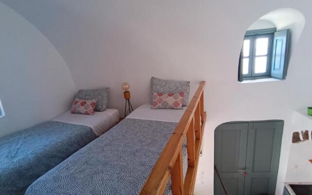 Elias Cave House 270o Caldera View Oia