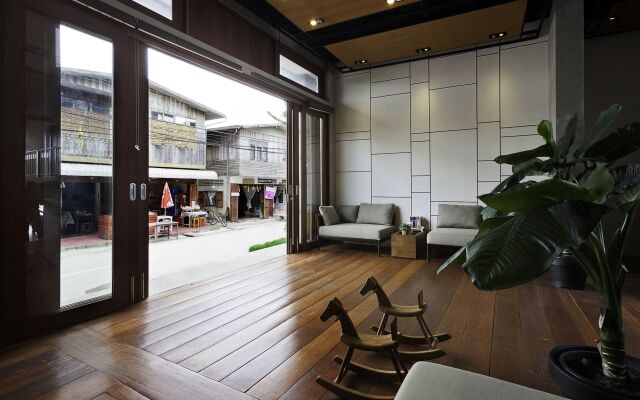 Chic Chiangkhan Hotel