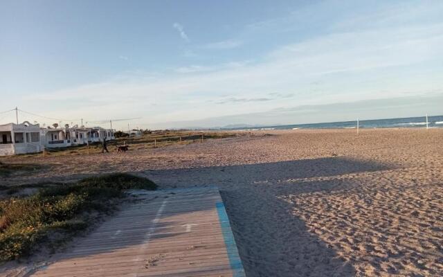 PLAYA ALMARDA,PISCINA,2 TERRAZAS,WIFI,PARKING,BBQ,TRANQUILo