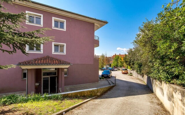 Nice Apartment in Kastav With Wifi and 2 Bedrooms