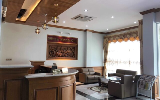 Shwe Pyi Thain Kha Hotel