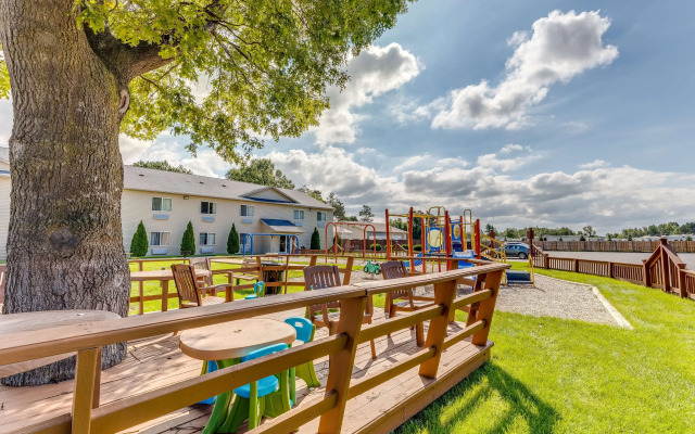 Best Western Lakewinds