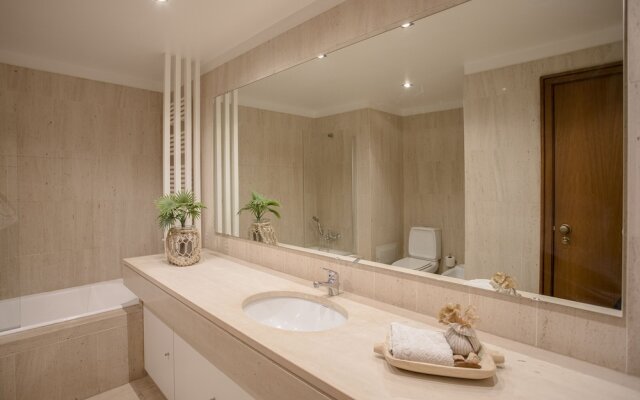 Liiiving in Matosinhos- Seaside Delight Apartment