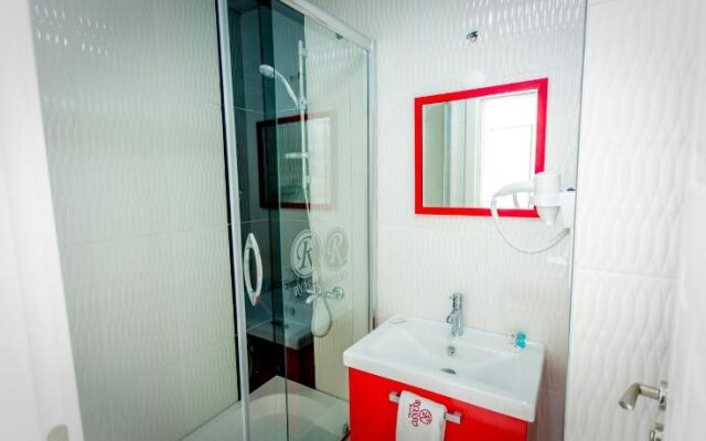 Rosso Hotel