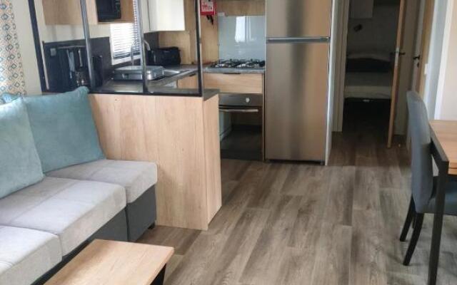 Mobil home 6 personnes 100m de la plage