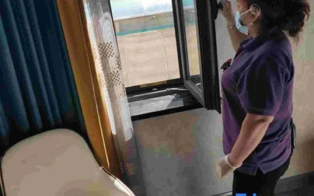 Yado Hotel (Jinzhou East Lake Park Water Park store)