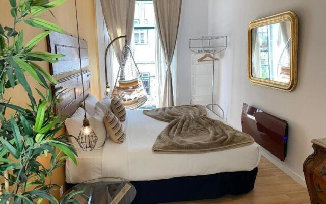 Old Town Lx Suites