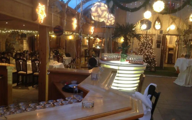 Hotel & Restaurant Bei Baki