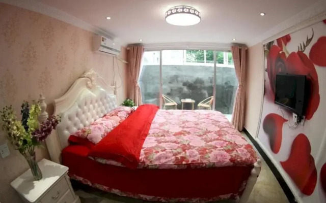 Moonover Xitang Hotel