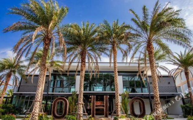 Oho Luxury Pool Access